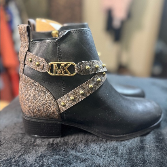 Michael Kors Shoes - Michael Kors Black and Tan Ankle Boots with Gold Accents